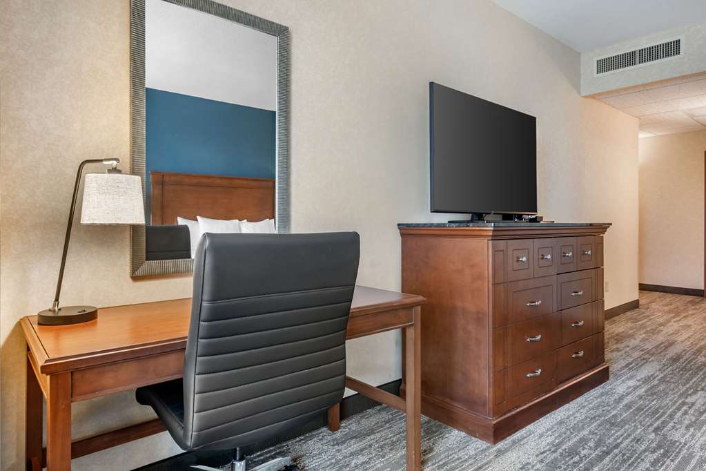 Drury Plaza Hotel Valdosta - photo 29
