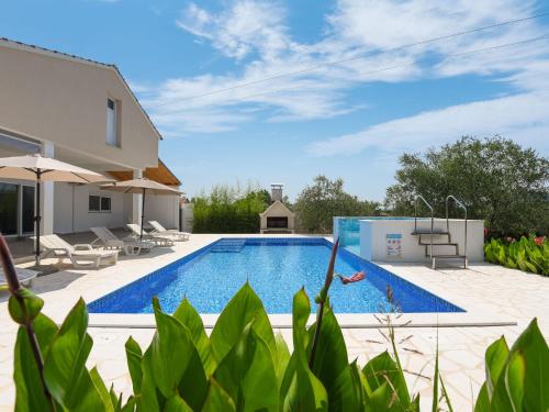 Holiday Home Anima by Interhome — 4-Star Luxury Hotel in Galovac, Croatia