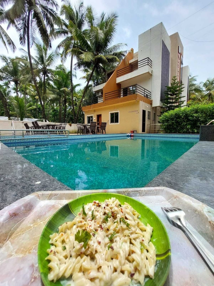 Royal Paradise Hotel in Alibag, India