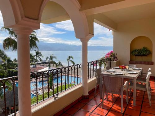 Amazing top Ocean View — 4-Star Luxury Hotel in Puerto Vallarta, Mexico
