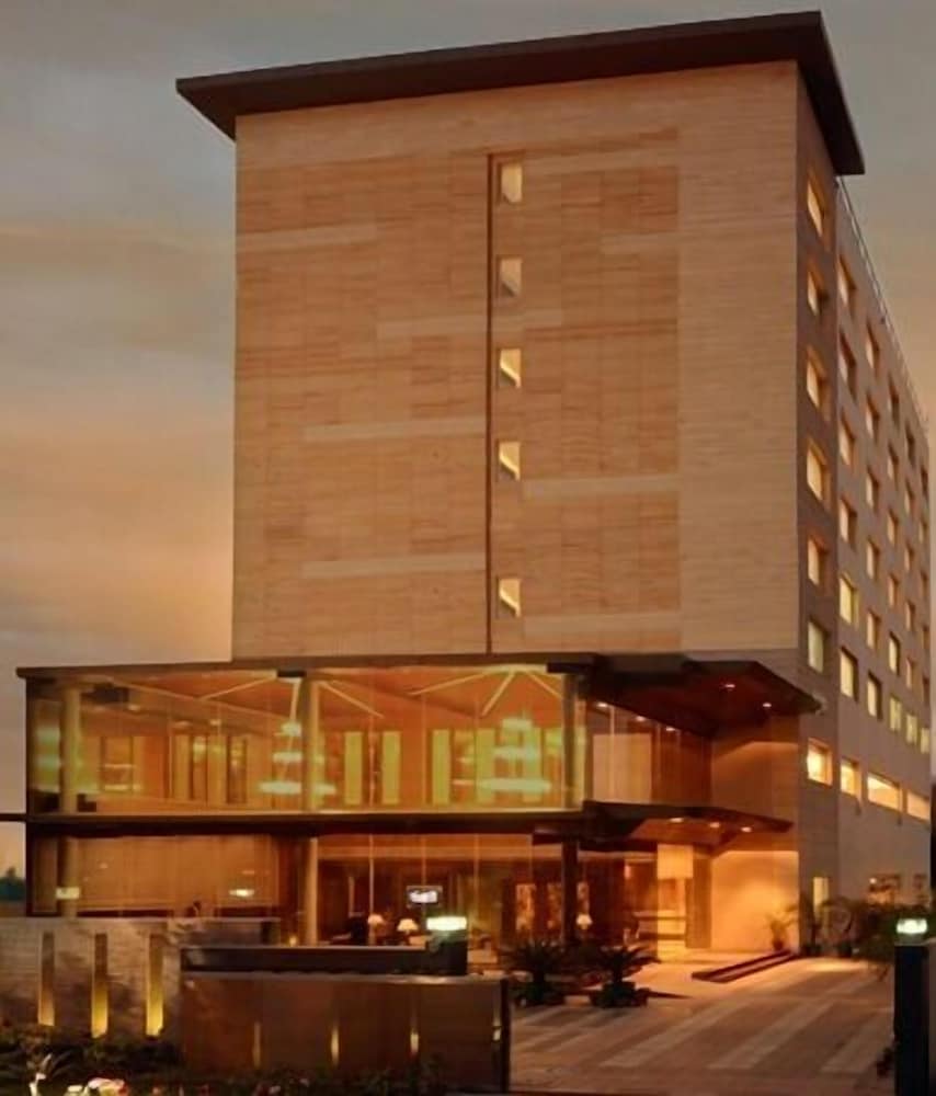 JP Hotel & Resorts — 4-Star Luxury Hotel in New Delhi, India