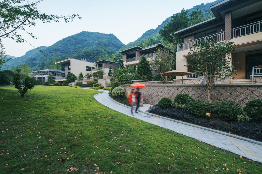 Jiuxi Cloud Valley Hotel — hotel in Taizhou