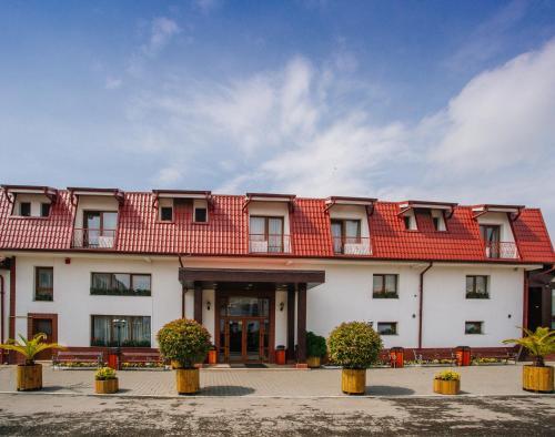 Pensiunea Terra — 4-Star Luxury Hotel in Bistrita, Romania