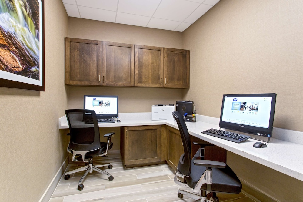 Hampton Inn Sault Ste Marie - photo 27