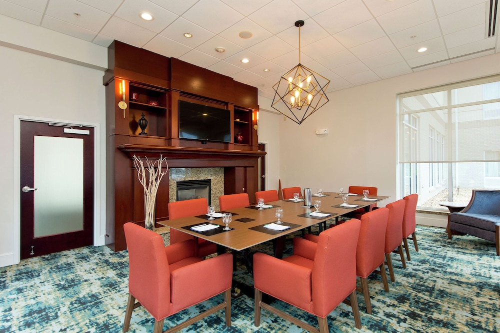 Hilton Garden Inn Winchester - photo 5