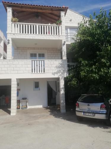 Villa Alliya