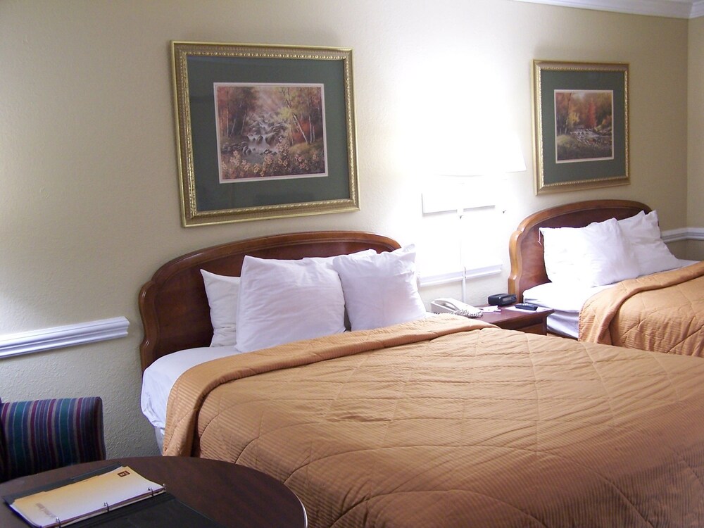 Kinderlou Inn - photo 17