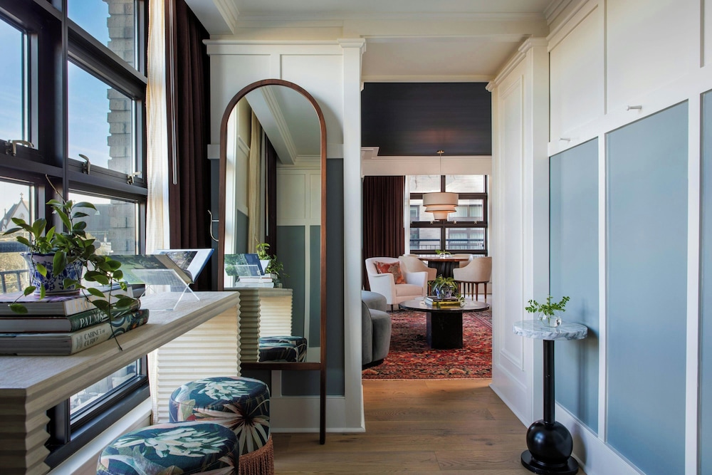 Perry Lane Hotel A Luxury Collection Hotel Savannah - photo 24