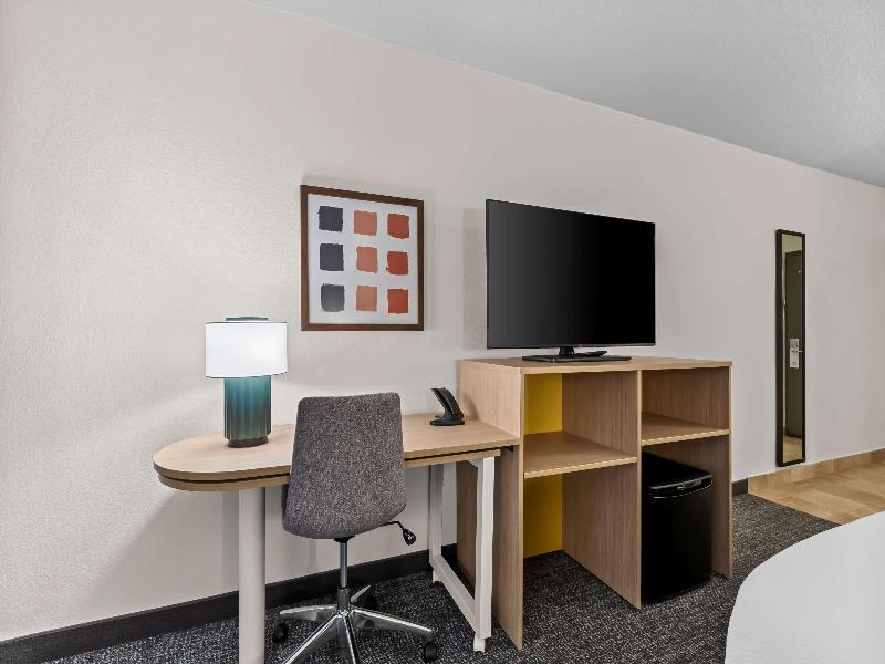 Best Western Plus Philadelphia Bensalem Hotel - photo 39