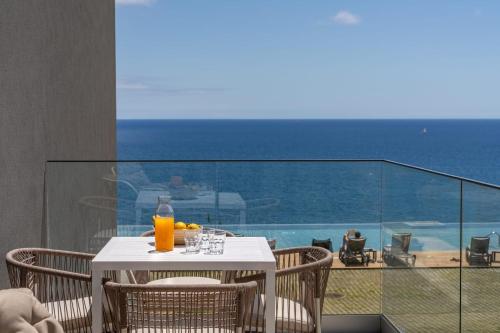 Acqua Residence VIII by An Island Apart — 4-Star Luxury Hotel in Funchal, Portugal