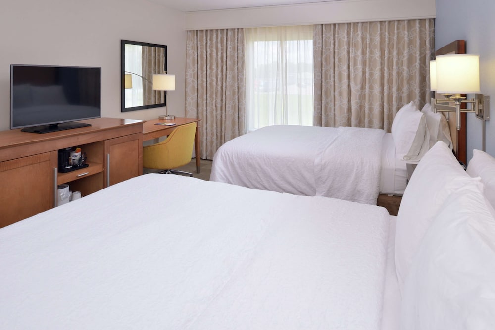 Hampton Inn & Suites by Hilton Lonoke - photo 20