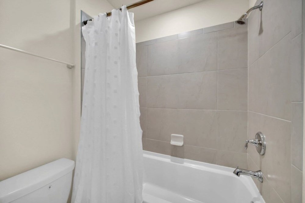 New Luxury Villa Windsor Island Resort 10beds 3616 10 Bedroom Villa - photo 45