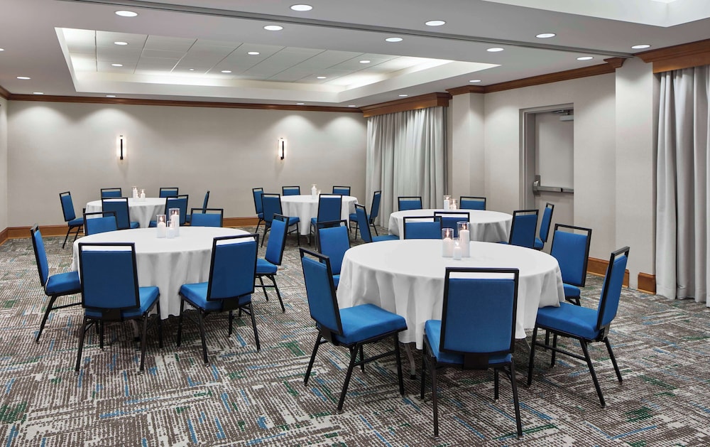 Hampton Inn & Suites Saratoga Springs Downtown - photo 95
