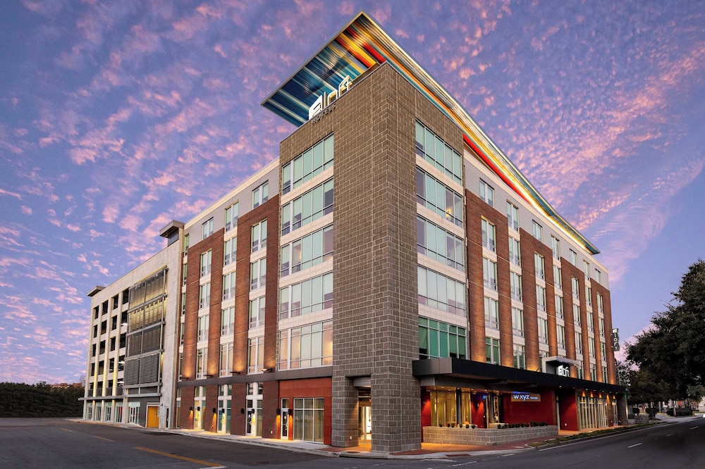 Aloft Savannah Downtown Historic District - photo 7