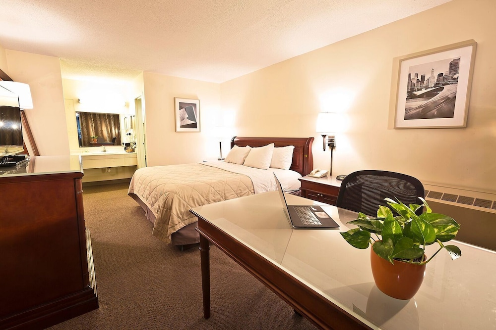 Garden Hotel and Conference Center - photo 6