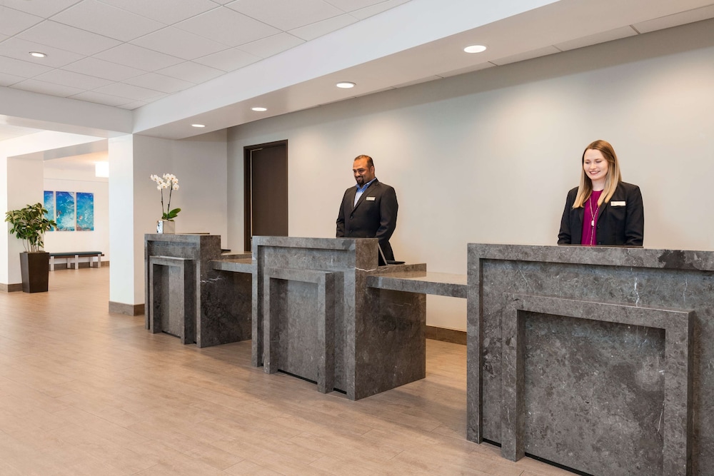 Embassy Suites by Hilton San Luis Obispo - photo 9