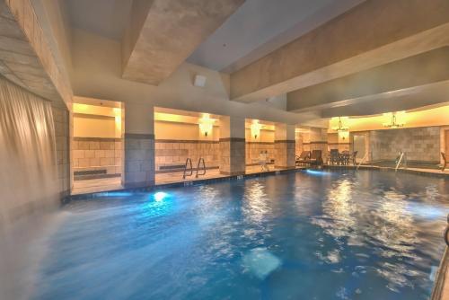 Westgate Park City Top Floor Superior Ski In Ski Out Studio Pool Spa Gym - photo 37