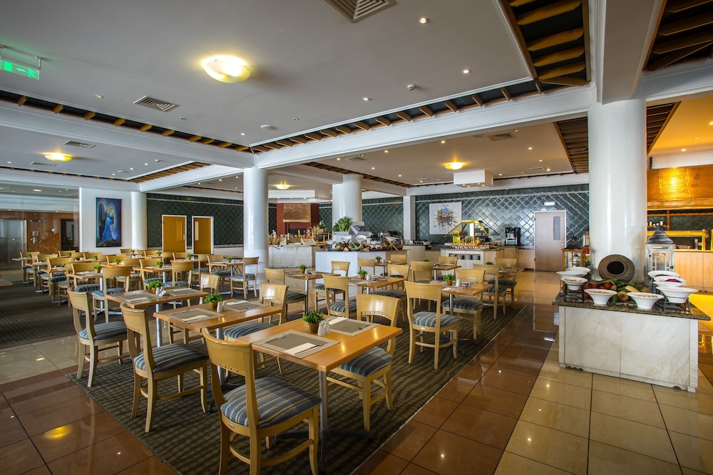 מזון ומשקאות