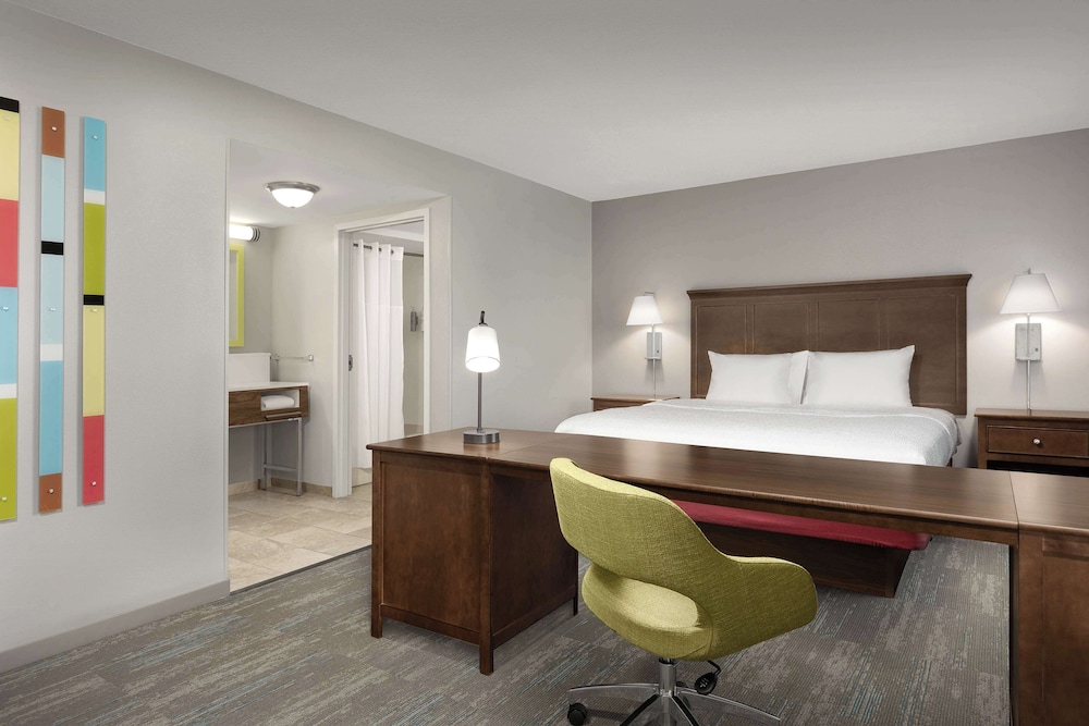 Hampton Inn & Suites Orlando North Altamonte Springs - photo 14