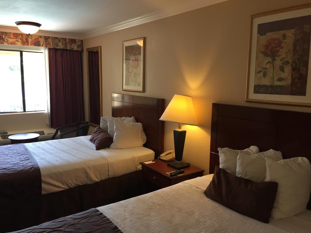 Chula Vista Inn - photo 29