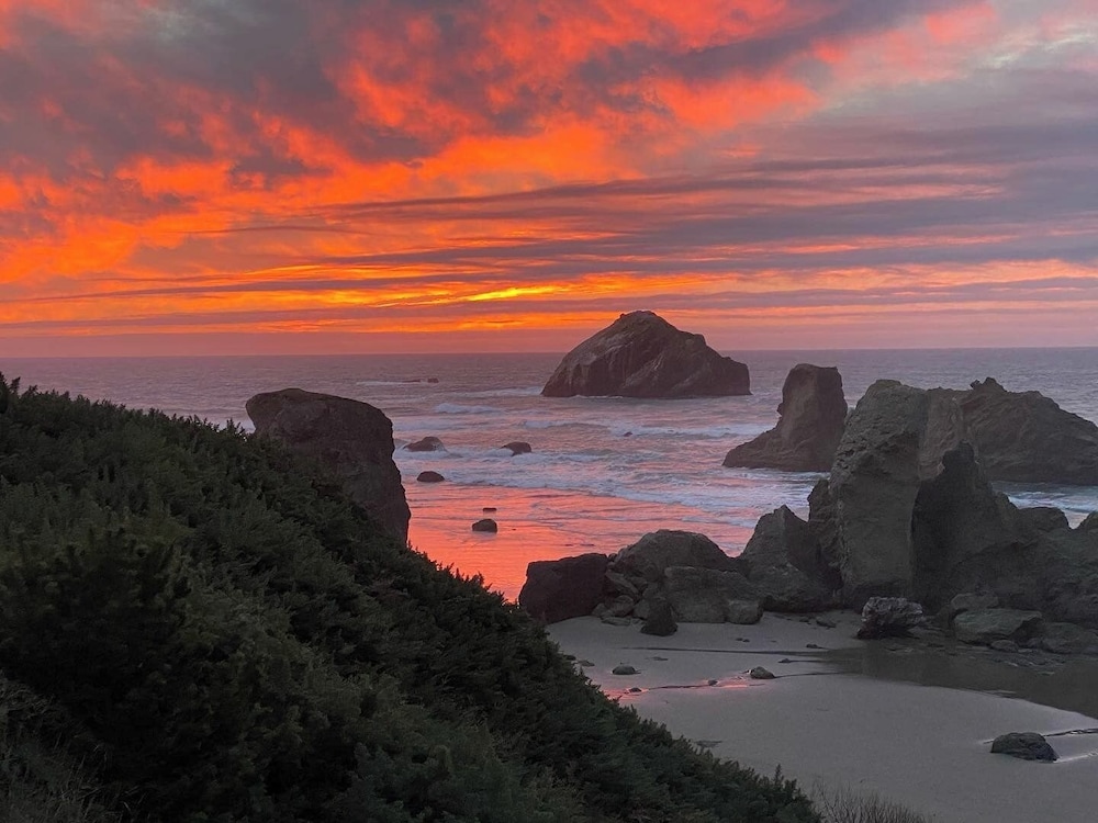 Sunset Oceanfront Lodging - photo 118