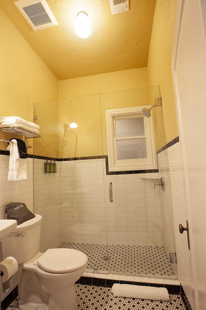 Greyhound Inn - photo 48