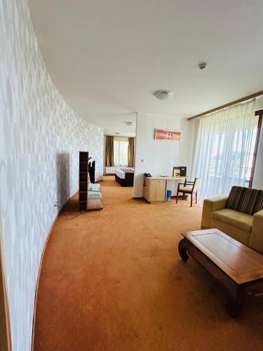 Hotel Legend - carbon neutral hotel in Dunajska Streda