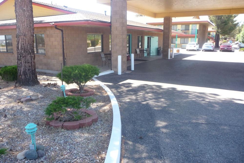 Sierra Inn Near Fort Huachuca AZ - photo 88