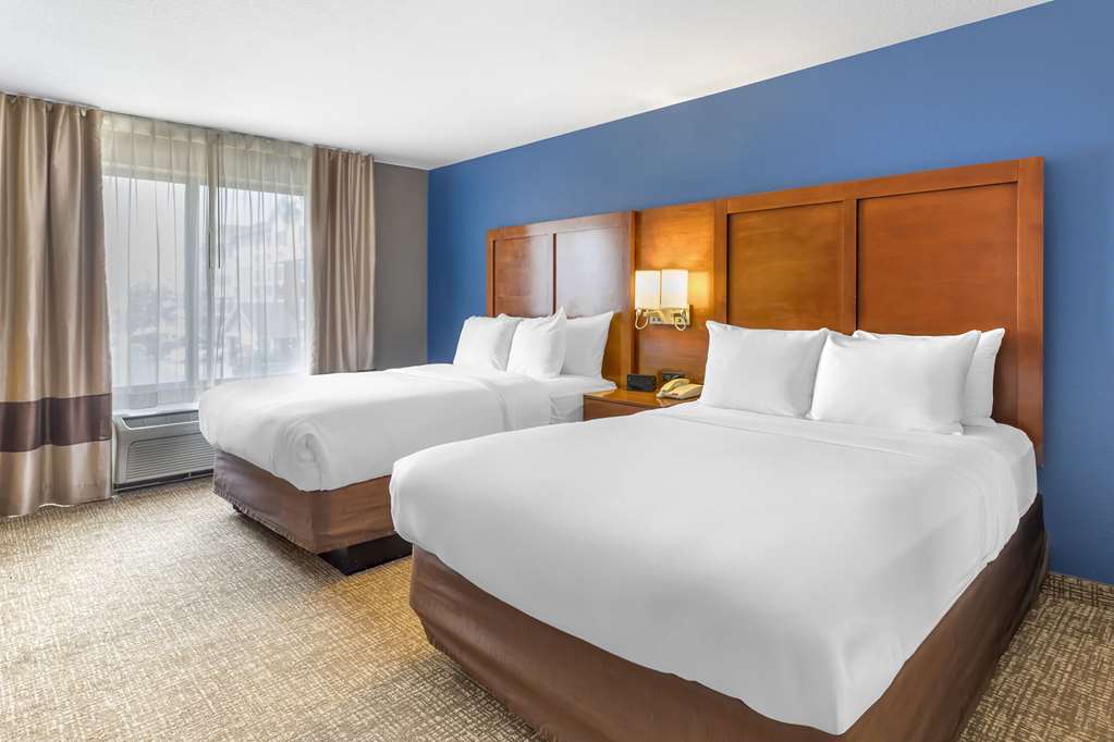 Comfort Suites Longmont - photo 16