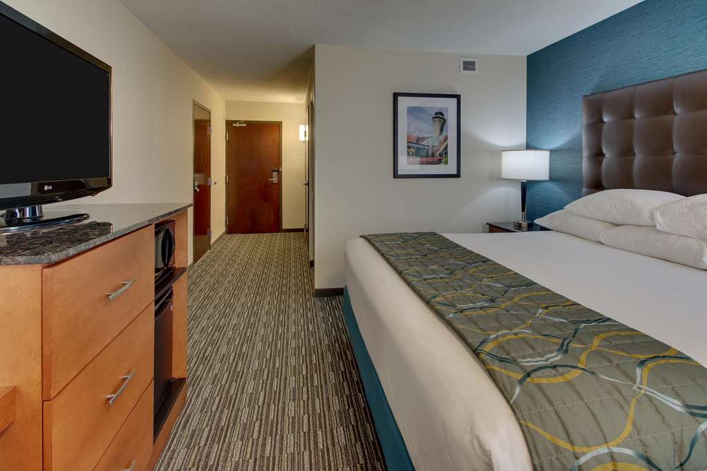 Pear Tree Inn St. Louis Airport - photo 27