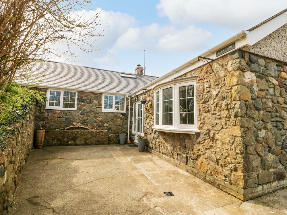 Glan Felin — hotel in Pwllheli