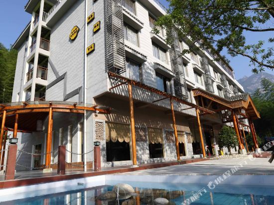 Fengzegu Resort - last minute hotel in Guilin