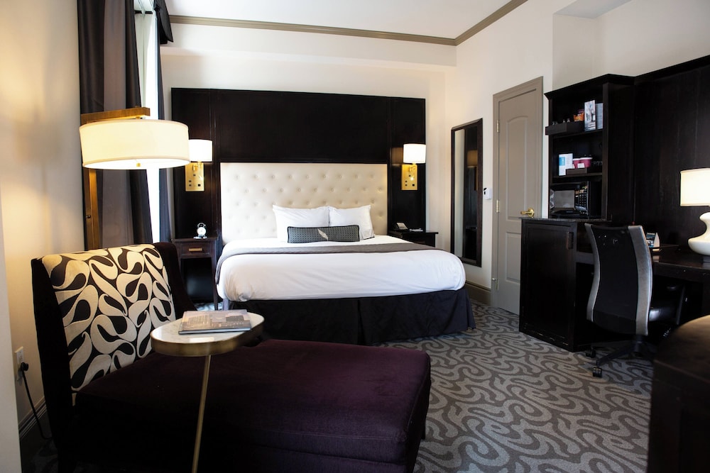 Hotel Blackhawk Autograph Collection - photo 12