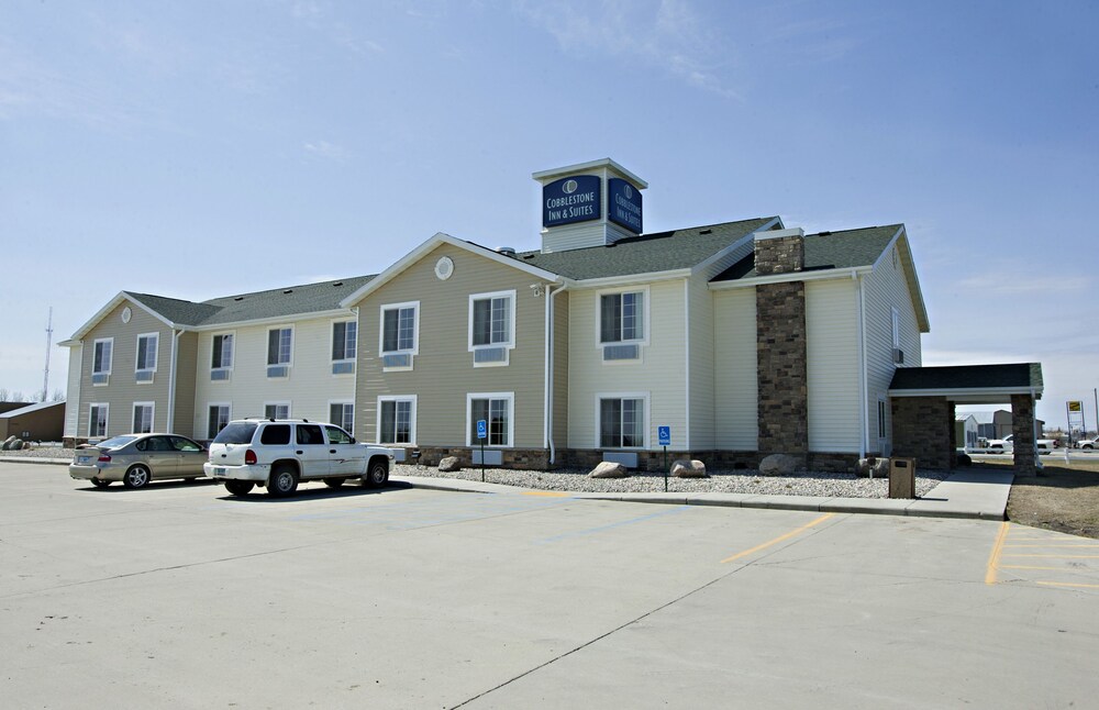 Cobblestone Inn & Suites Langdon - last minute hotel in Langdon