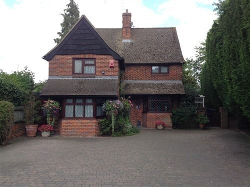 Tudor Cottage — 4-Star Luxury Hotel in Cambridge, United Kingdom