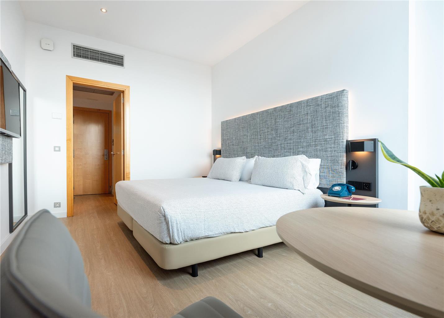 INNSiDE by Meliá Barcelona Aeropuerto — hotel in El Prat De Llobregat
