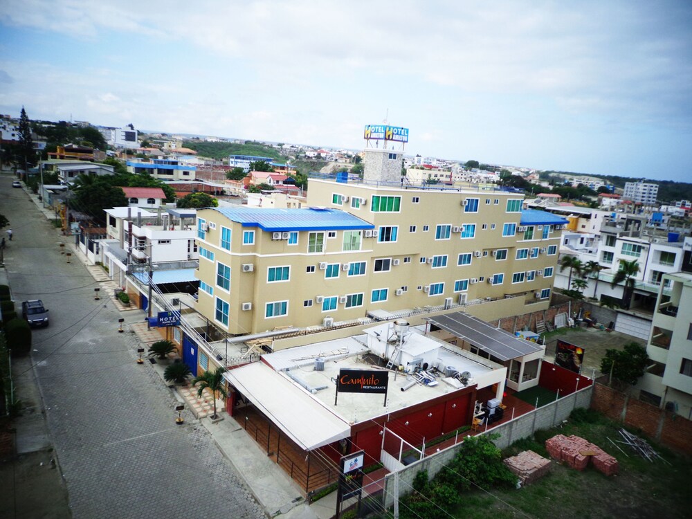 Apart Hotel Hamilton in Manta, Ecuador