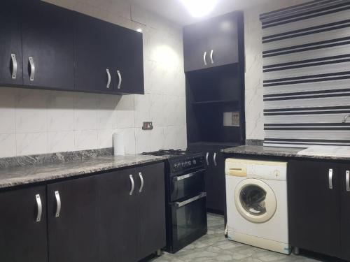 3JD Lavishly Furnished 2 bed apartment — Lagos — photo 5