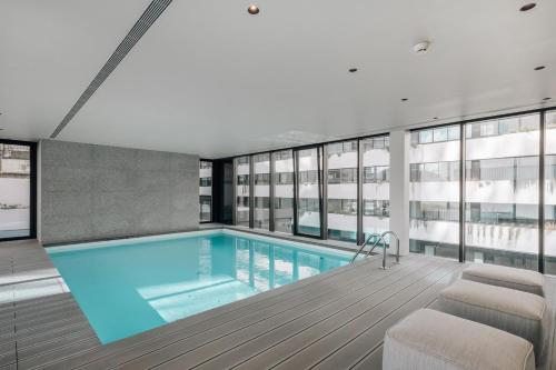 Avencas 2 bedrooms and shared pool in Amoreiras — 4-Star Luxury Hotel in Lisbon, Portugal