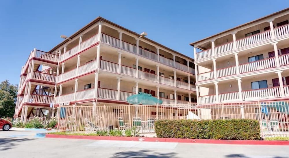 Heritage Inn La Mesa - photo 34