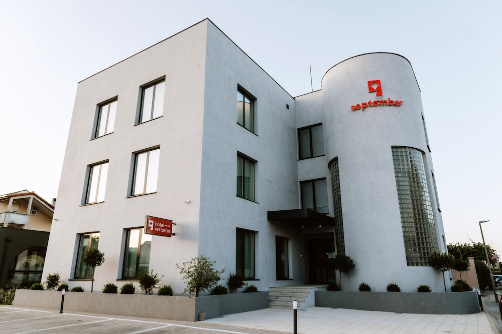 Hotel septembar in Podgorica, Montenegro