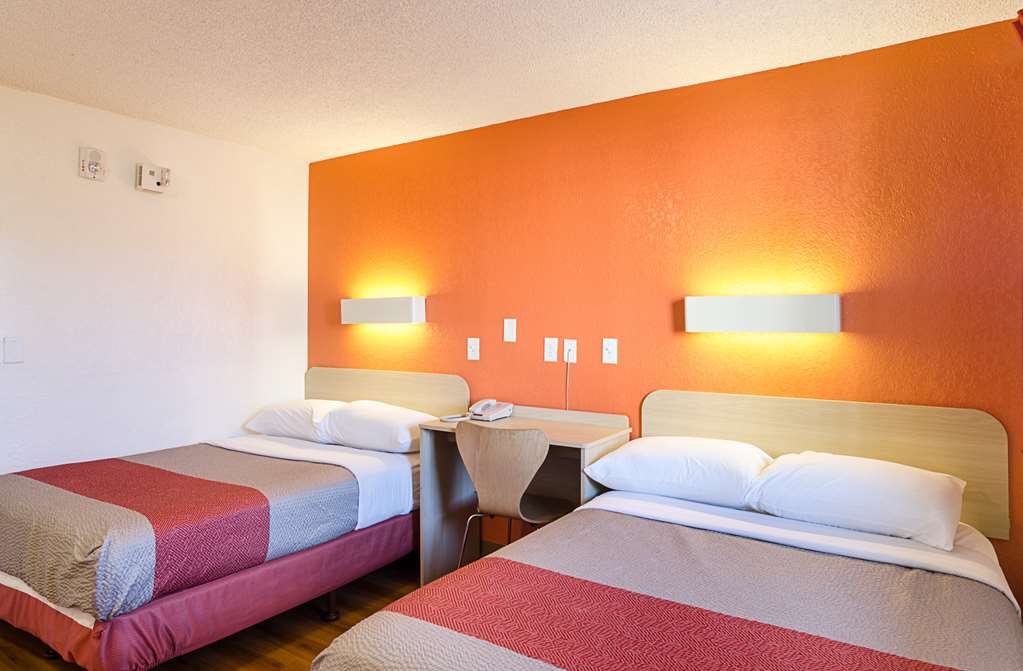 Motel 6 Denver CO Downtown - photo 17