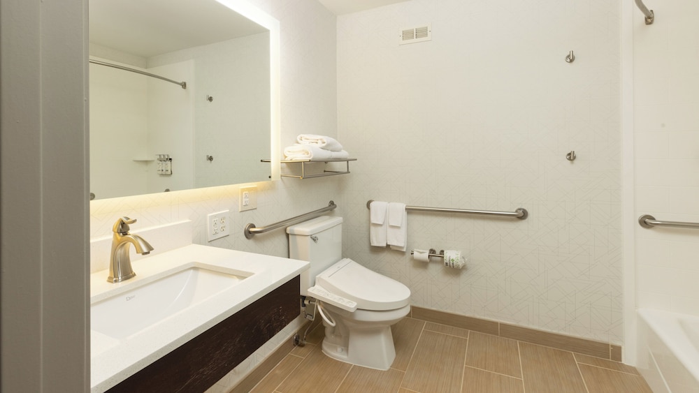 Holiday Inn Express Bellingham by IHG - photo 42