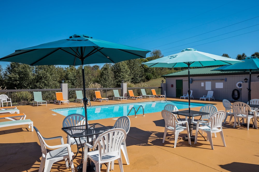 Quality Inn Dandridge - photo 29