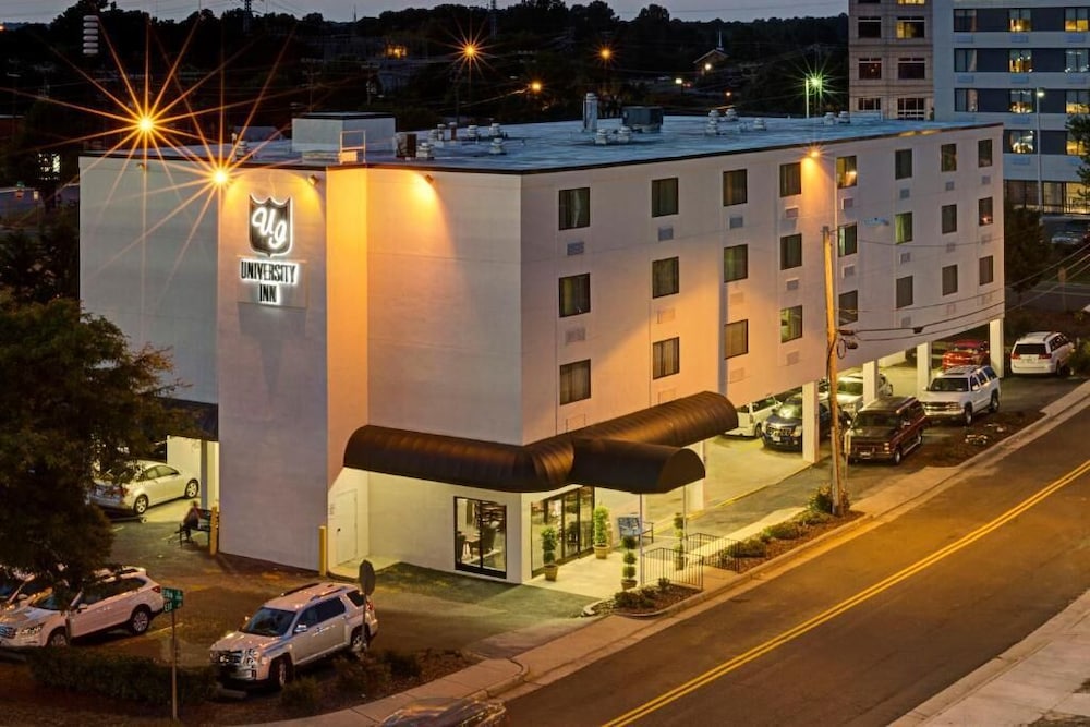 University Inn Durham next to Duke University Medical Center - photo 25