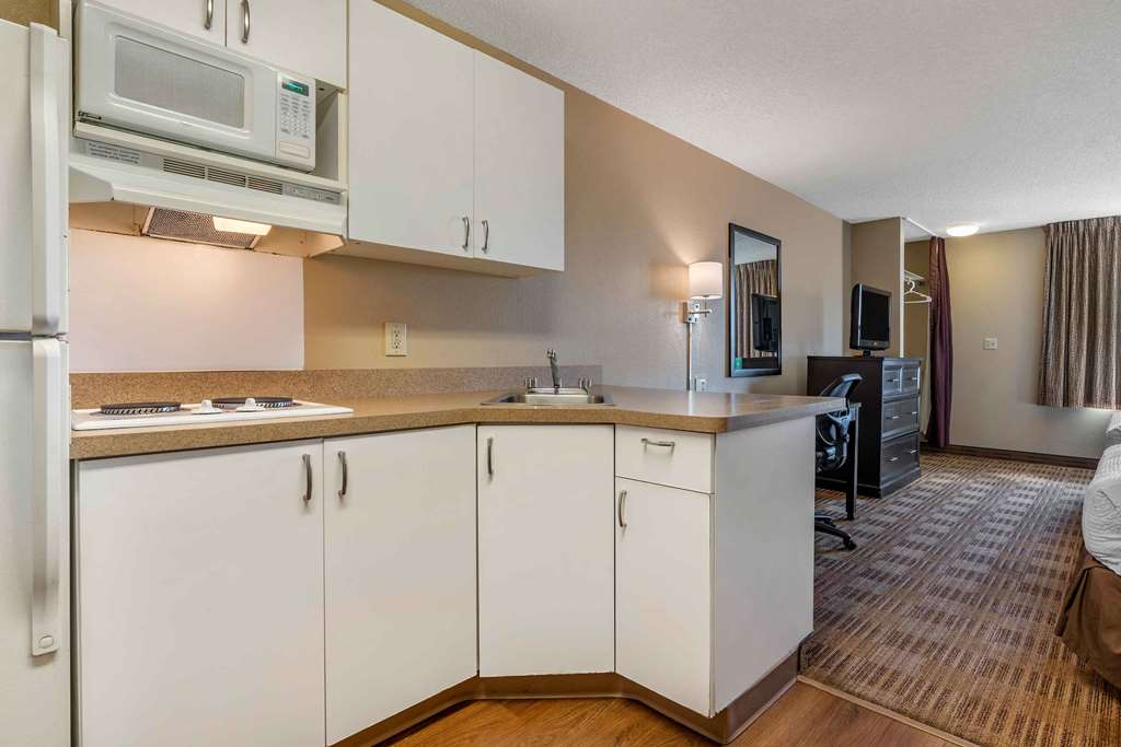 Extended Stay America Suites Sacramento West Sacramento - photo 19