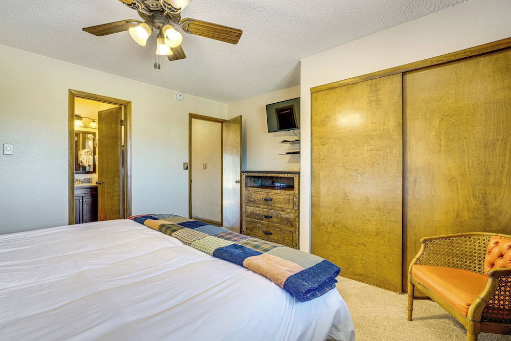 6 Mi to Winter Park Resort Fraser Condo with Pool - photo 13