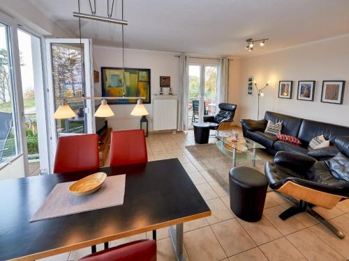 Residenz Falkenberg Apt. 06 — 4-Star Luxury Hotel in Ostseebad Sellin, Germany