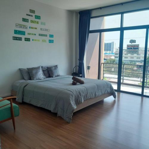 SLEEPY Homey Don Mueang Airport Hostel