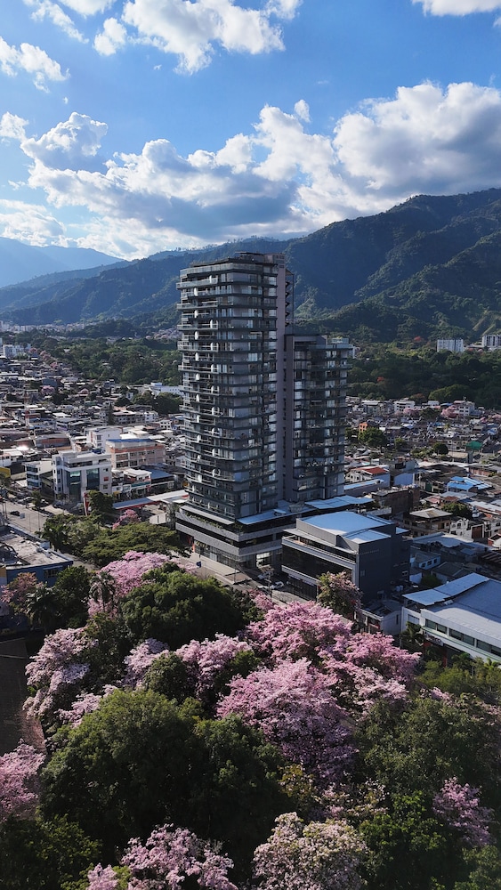 Fr Hotel in Ibague, Colombia